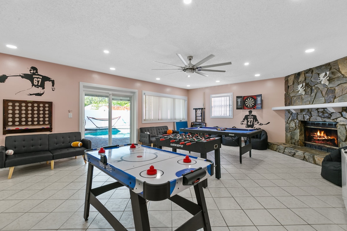 Tampa’s Paradise (Game Room and Heated Pool)