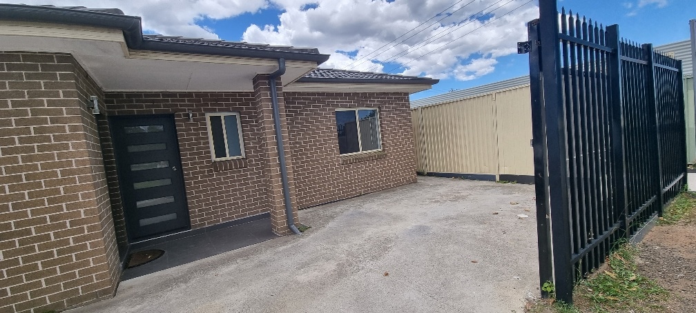 Exceptional 1 bed Granny Flat