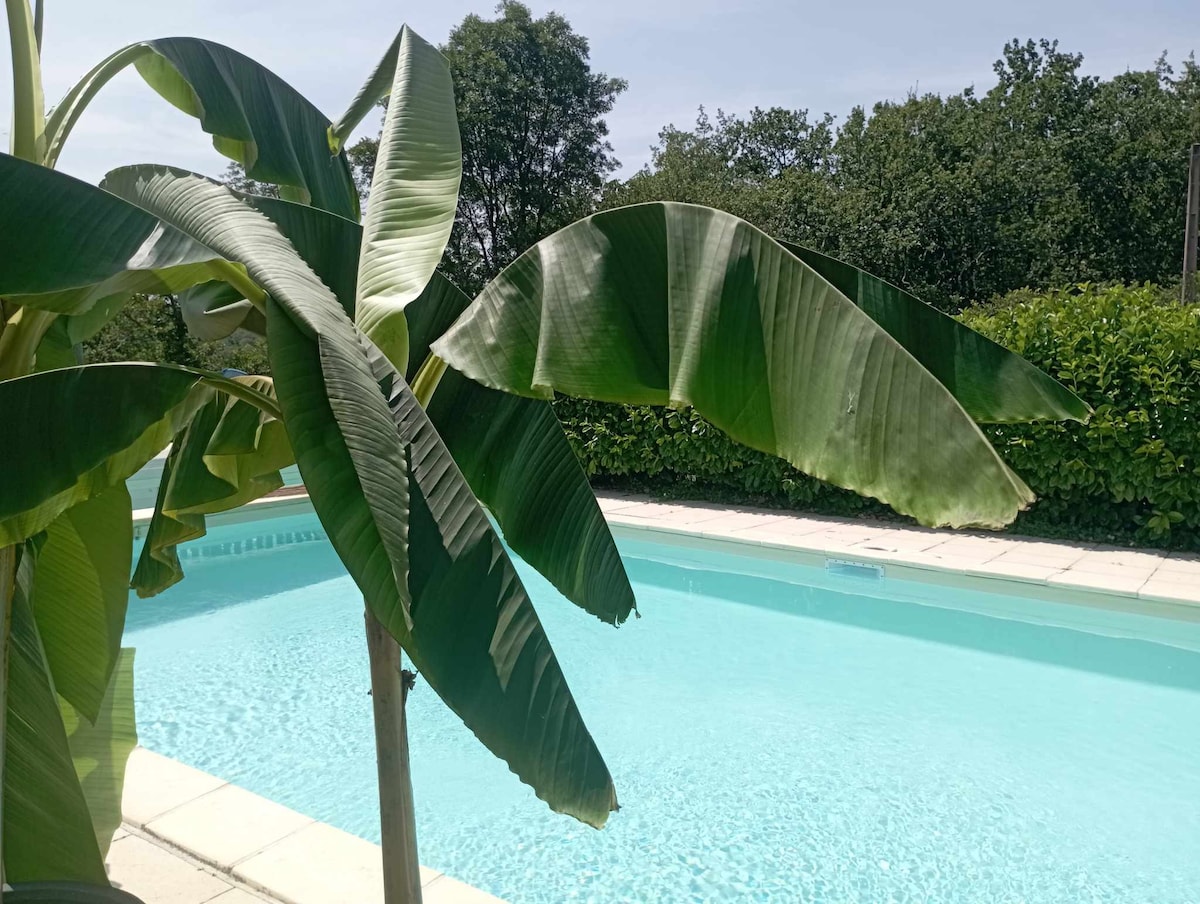 Gîte Jacuzzi Périgord n°4 (naturiste juin à sept)