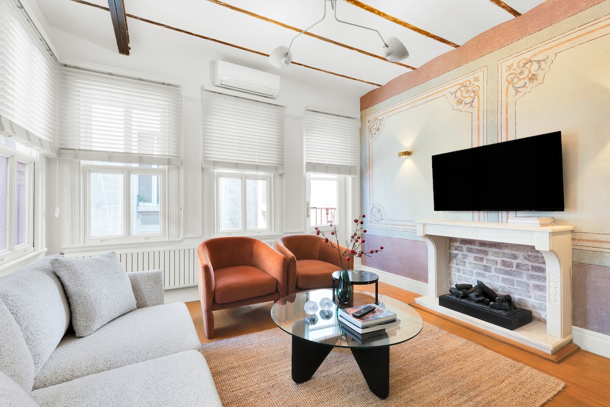 Renovated stylish Galata flat 2 w/ rooftop terrace