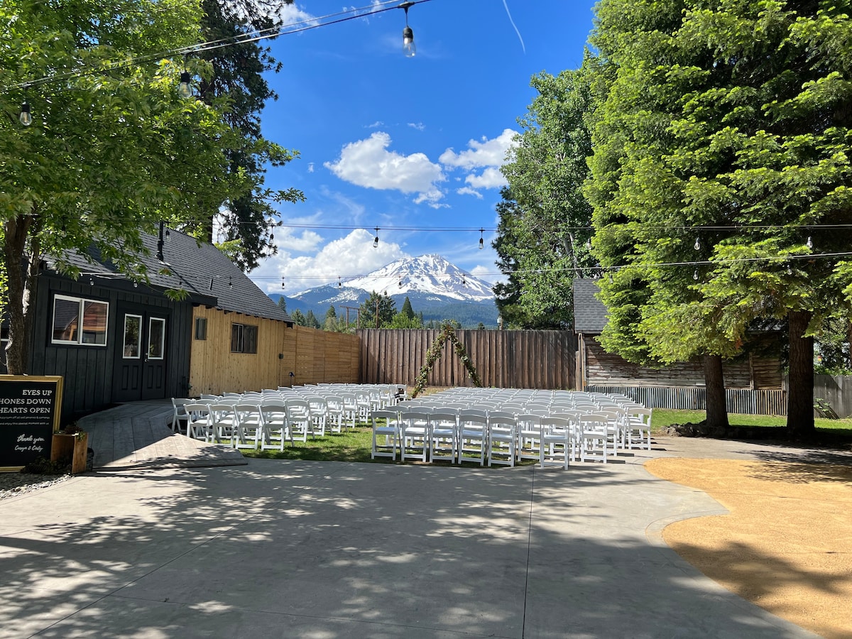 Shasta View Lodge -weddings+retreats+stunning view