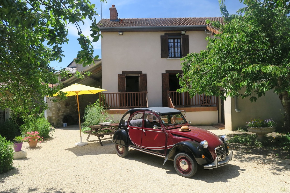 Elégant gîte indépendant "Aux Acacias"