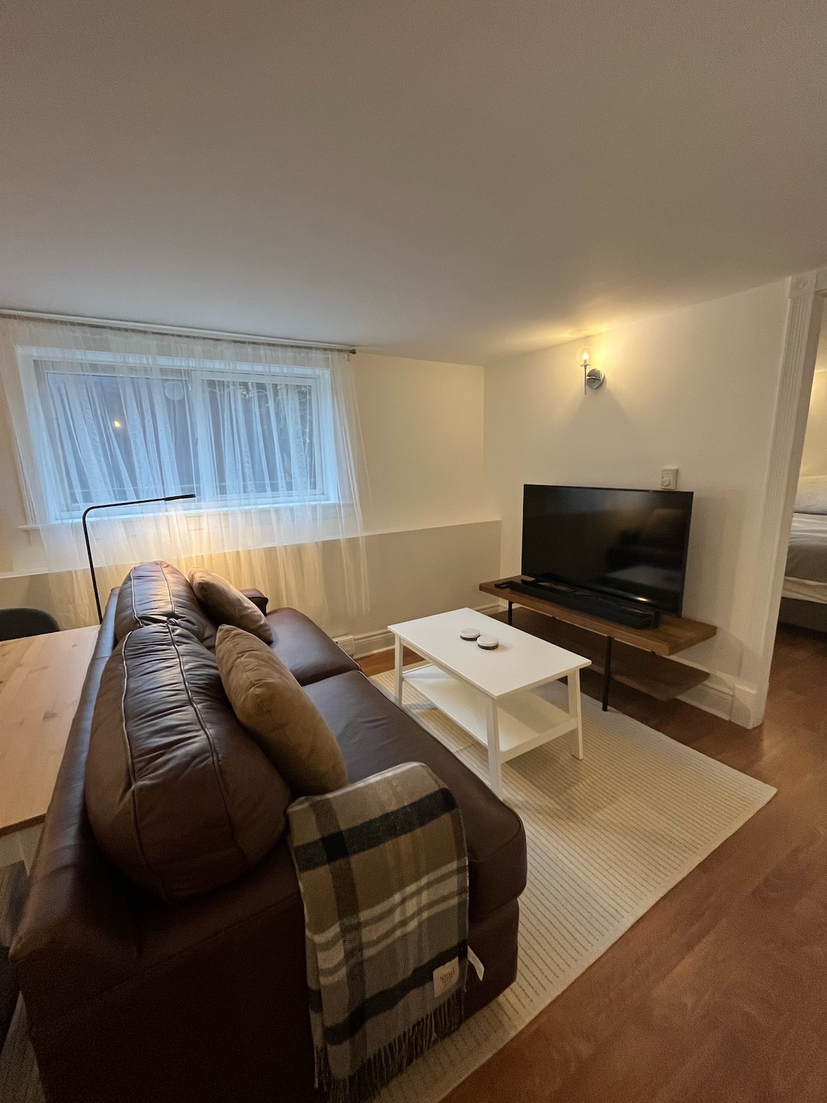 Pet Friendly Centrally Located Suite | Sleeps 3