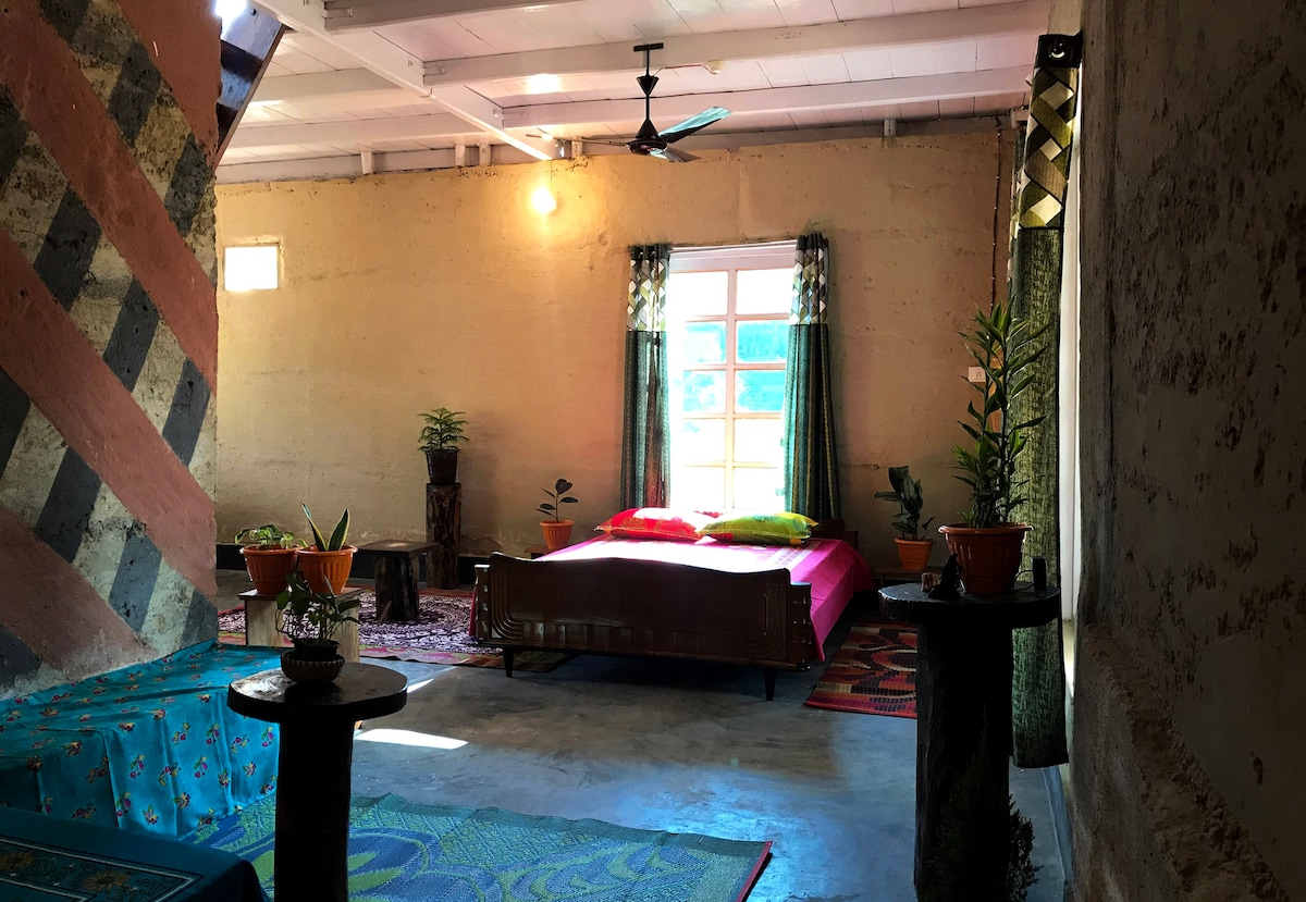 Matibari Kaziranga
Family Room -2king Bed-4Guest