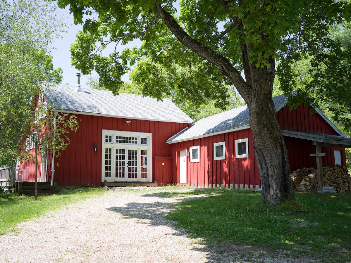 2nd c. Barn in The Berkshires