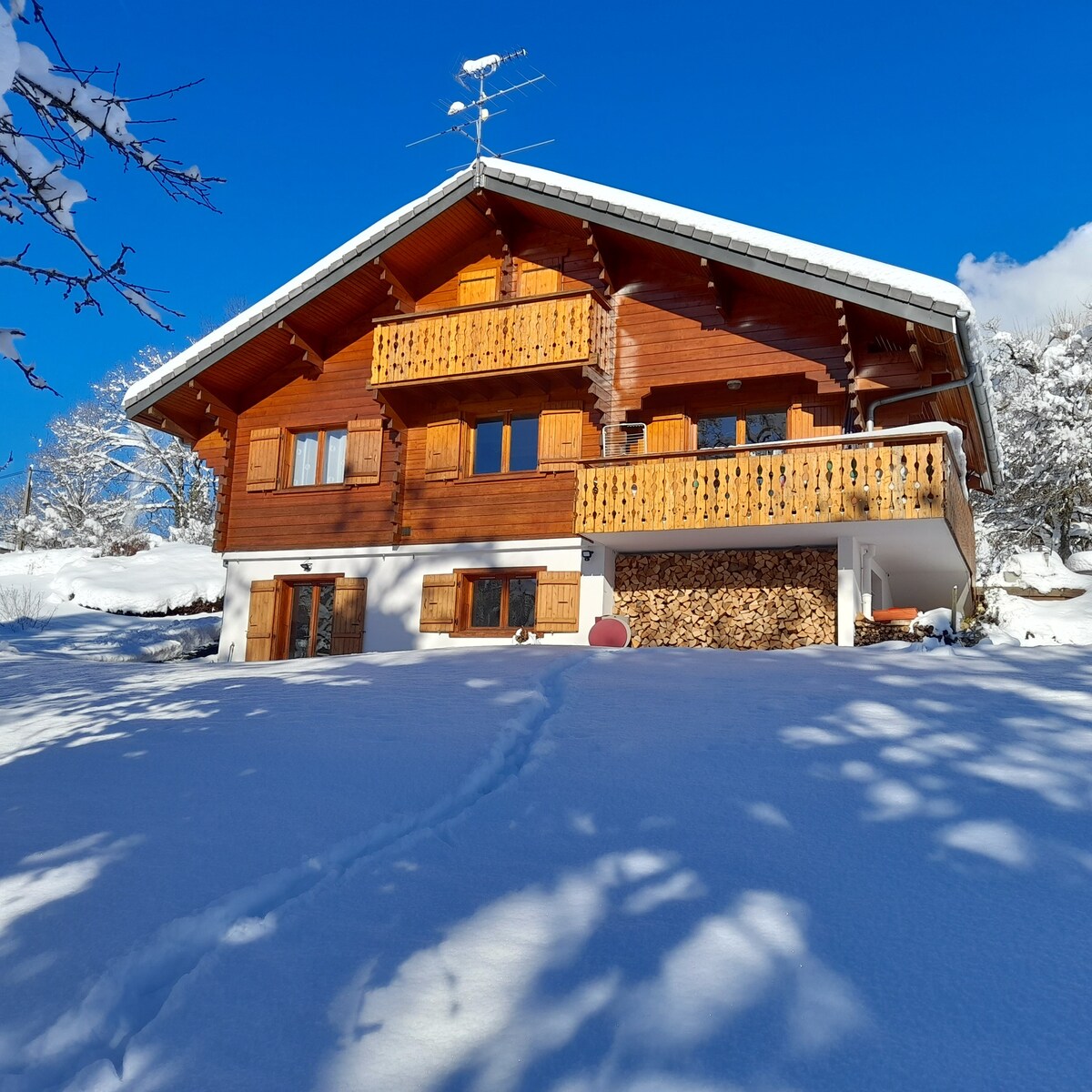 Appartement T2 dans un chalet à 10min stations ski