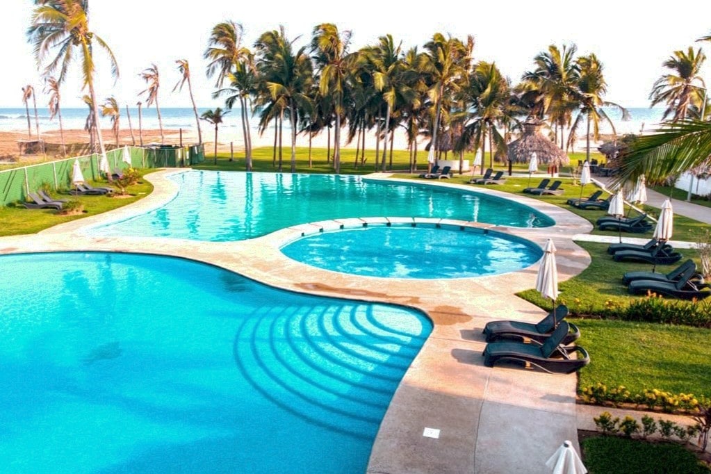Hermosa Casa con Club de Playa en Acapulco