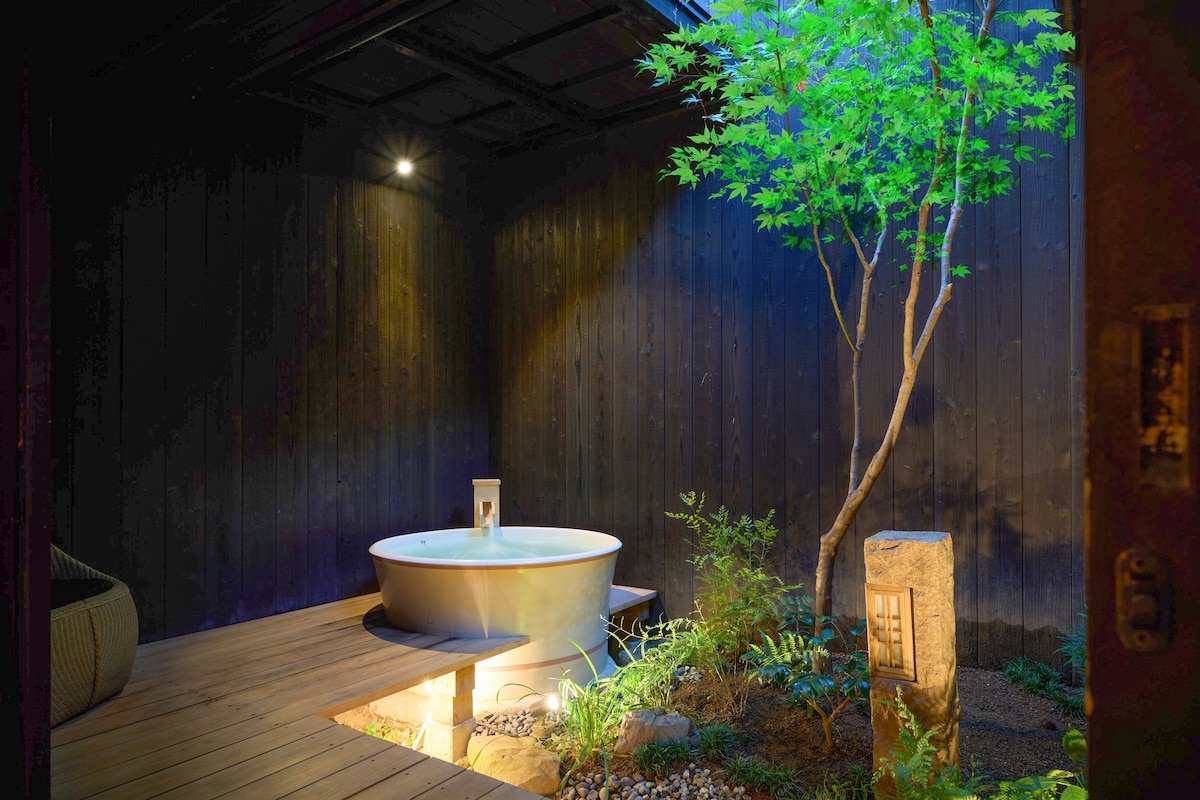 日式町屋（露天浴池和禅宗花园） # SHU