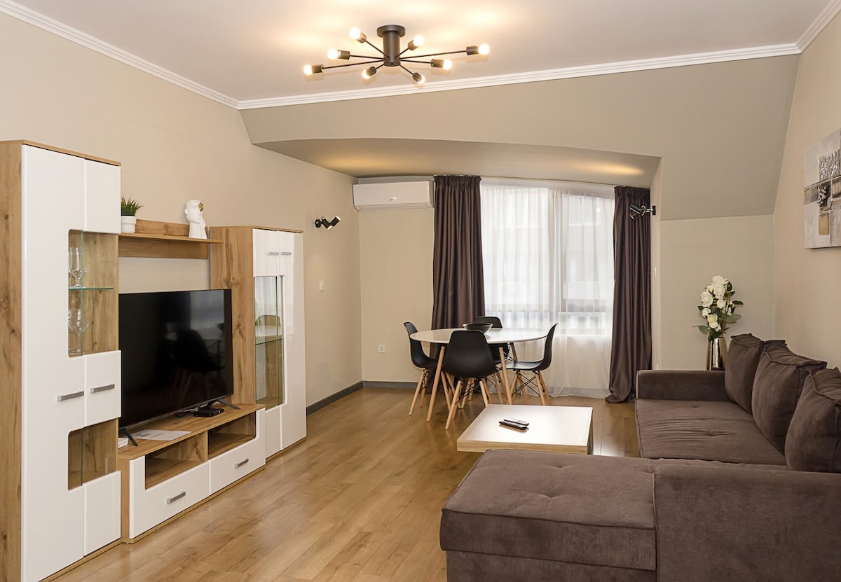 Bright & Modern 1BD Apartment in the Heart of Varna