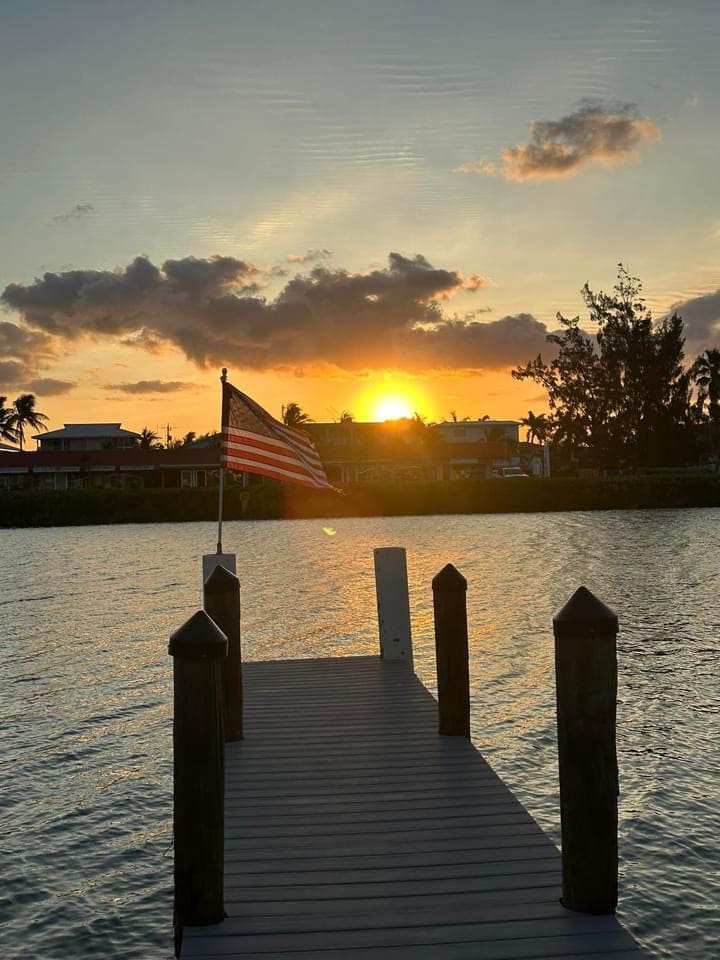 Marathon Key Colony Beach with Cabana Club passes