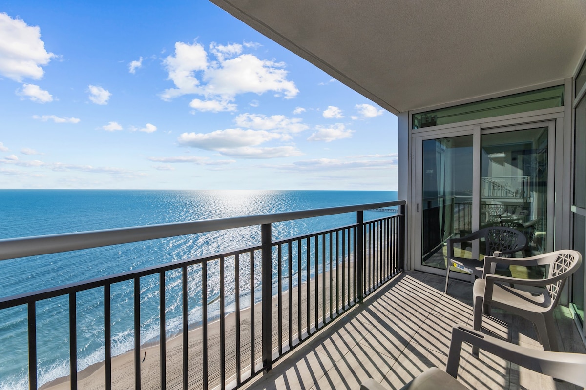 Oceanfront Penthouse, 19th floor