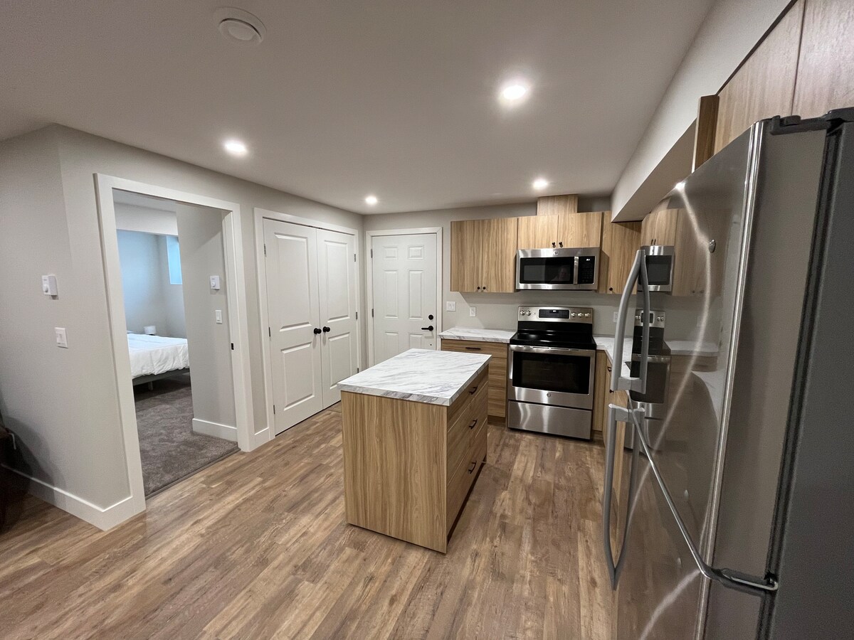 Brand new 2 bed 1 bath suite