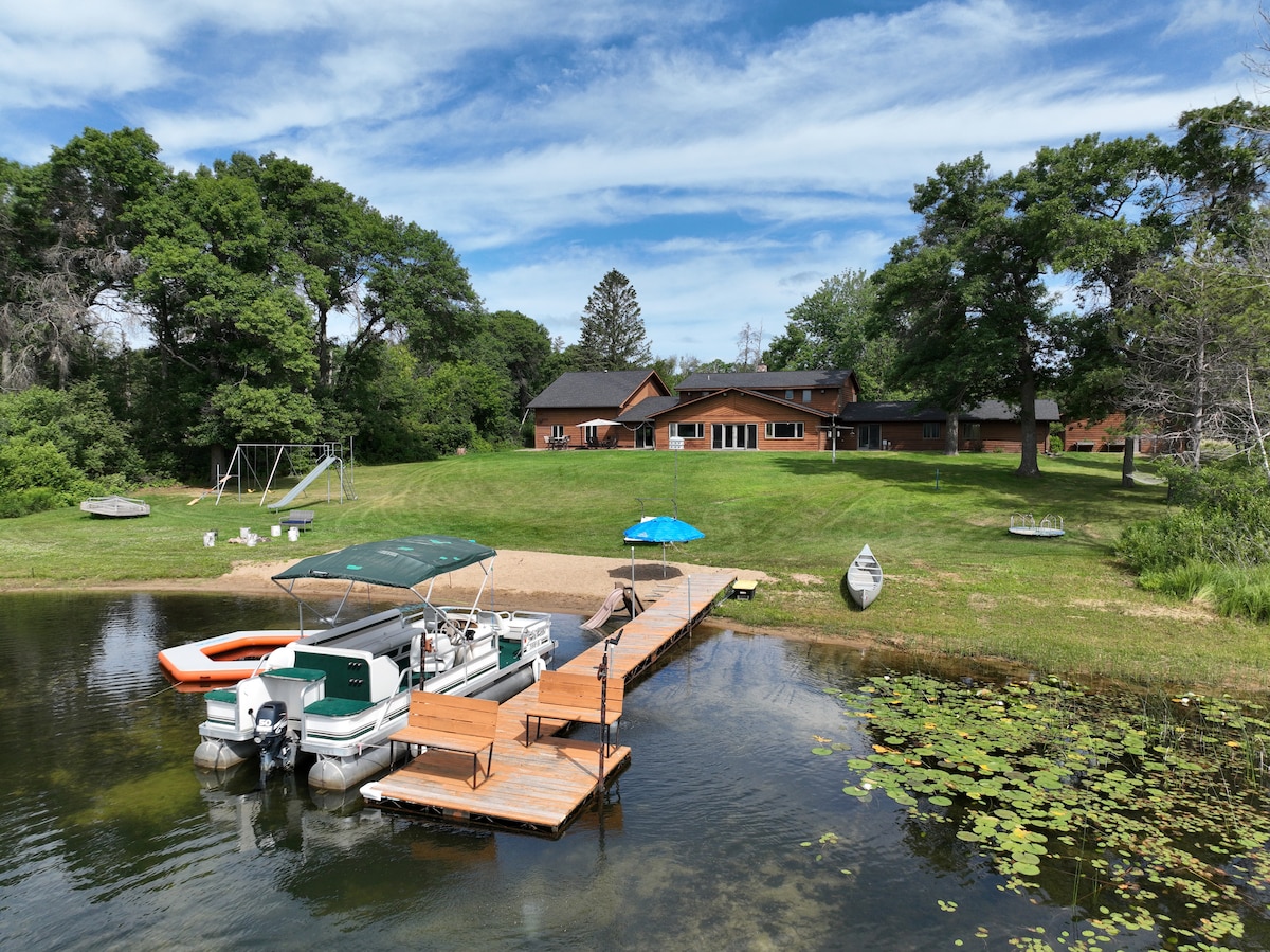 Hartley Lake Hideaway Hot Tub/Beach/Pontoon