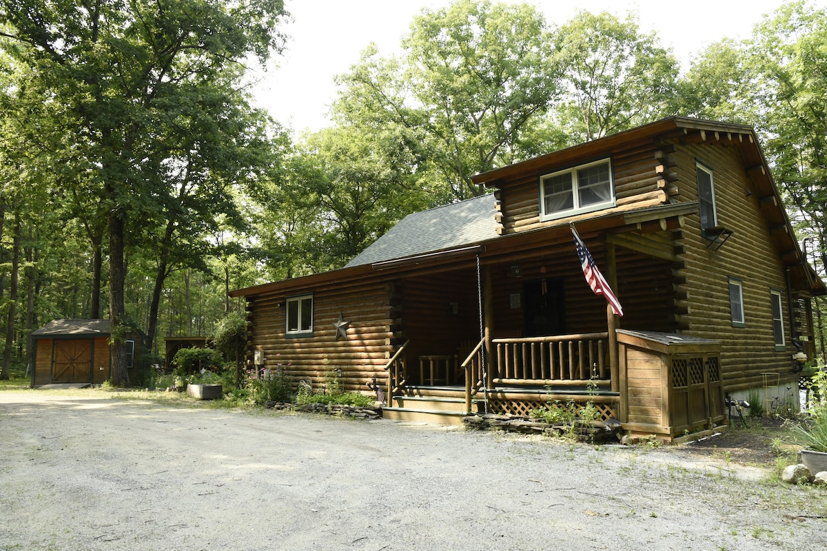 Log Cabin on Keyser Pond in Henniker NH