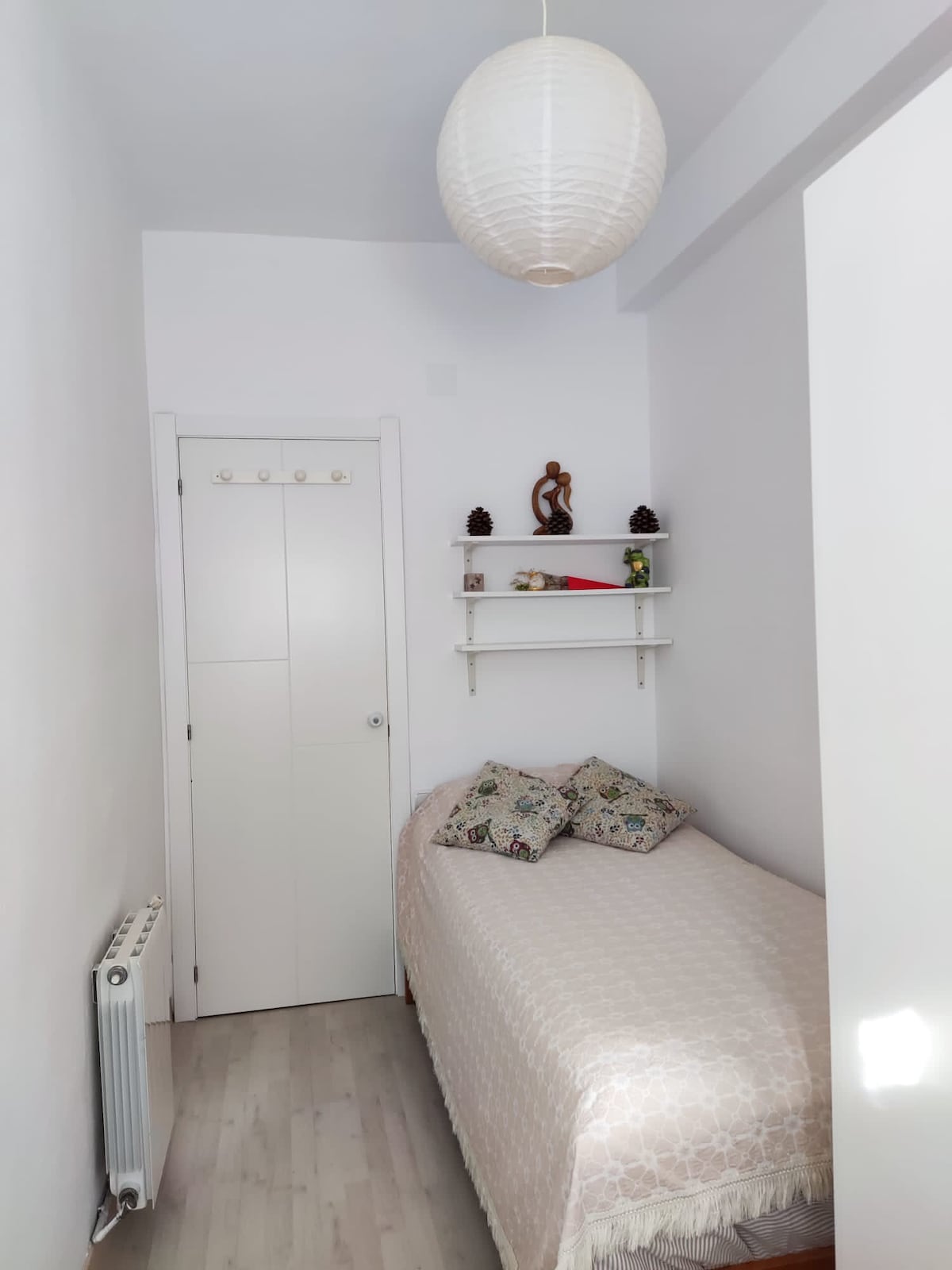 Single room in Barcelona, perfect deal in the area