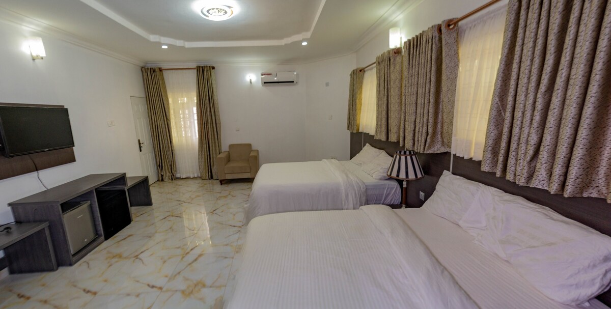 Stand alone 7 Bedroom Duplex in Abuja