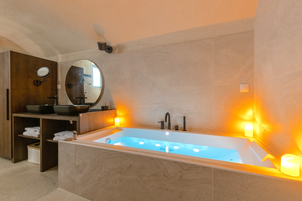 Cocoon du vieux Lyon - Luxury apartment - Balneo