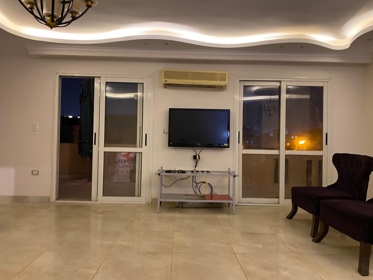 Whole apartment in new cairo near CFC mall