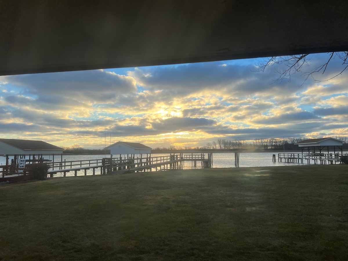 Harsen's Island Waterfront Home