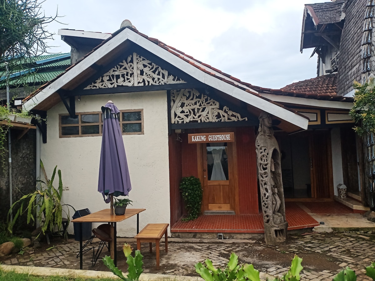 Kakung Guesthouse