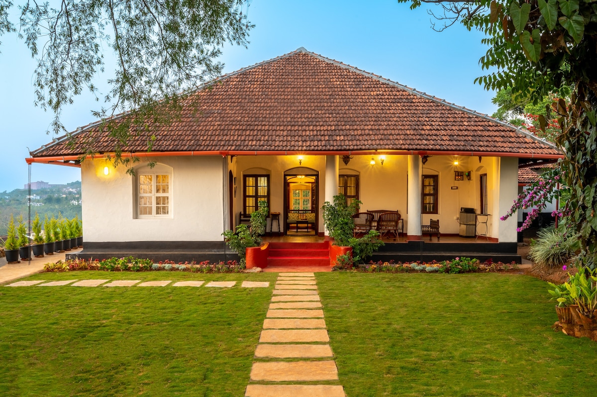 Sliceinn Escapes Pushpanjali ： Heritage Villa 3bhk