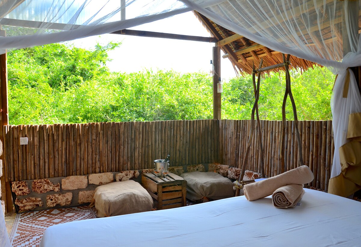 East African Bush Camp Cabanda Two