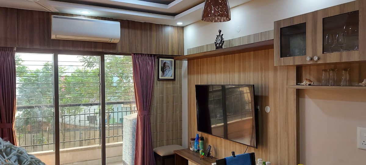 Luxurious 2BHK near Airport and CC-2 mall