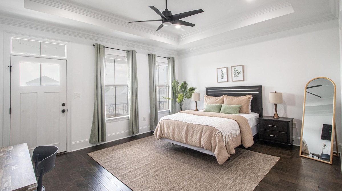 NOLA Modern Loft | 3bd/2ba