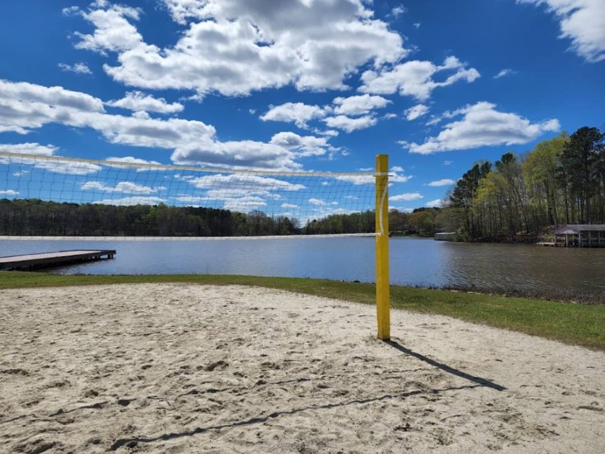 Lake Home at Lake Gaston. Game Room