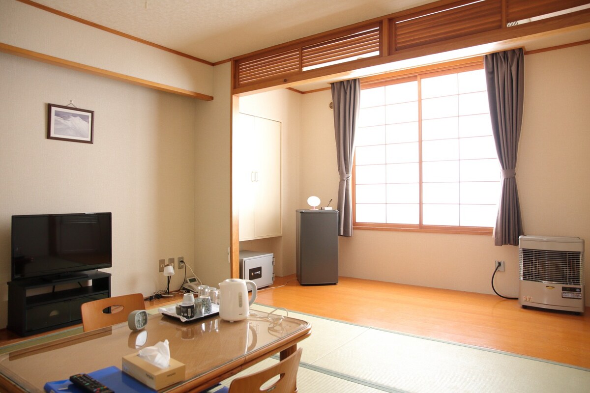 日式房屋双床房