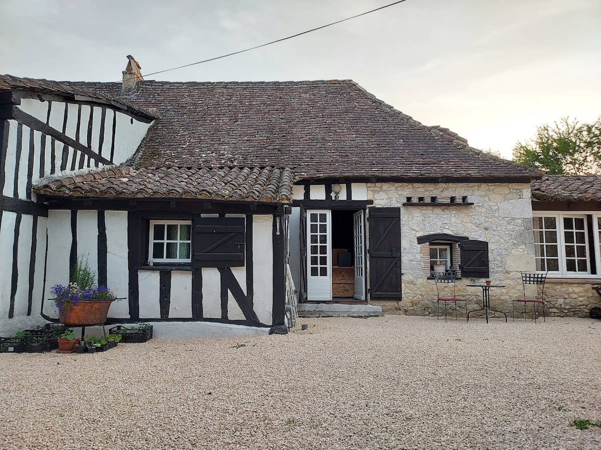 Moulin + deux gites. Trois logements indépendants