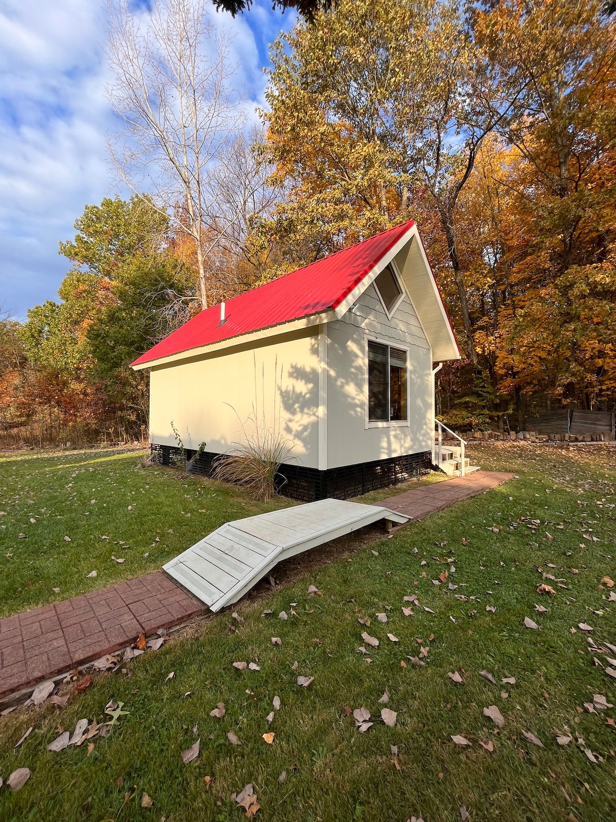 Quiet Cottage near Columbus