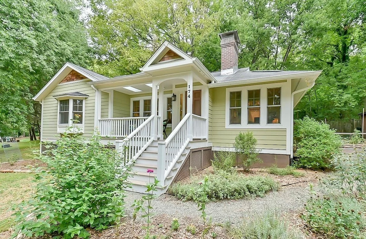 Juniper Cottage in the Grove