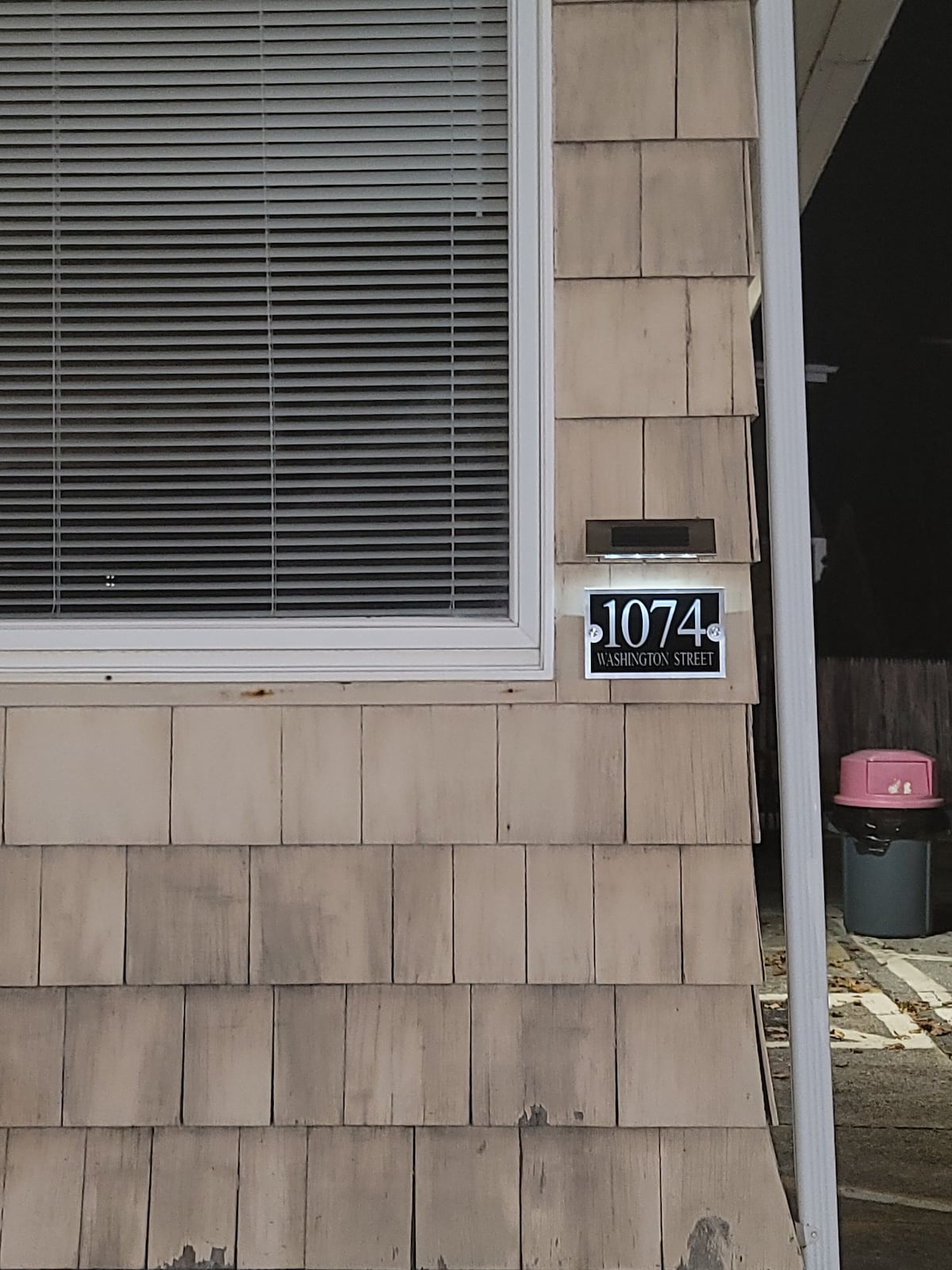 1074 Washington Street Hostel #3 Top Bunk Man