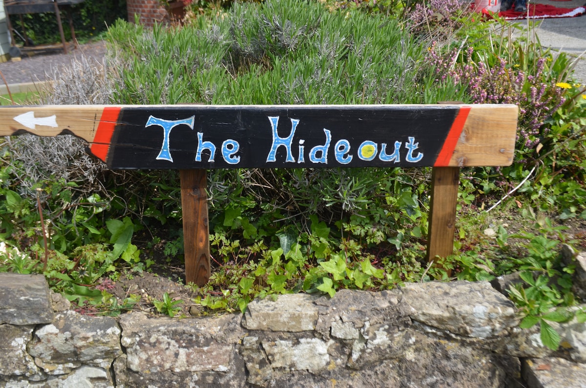 The Hideout: Cosy Couples Garden Retreat, Braunton