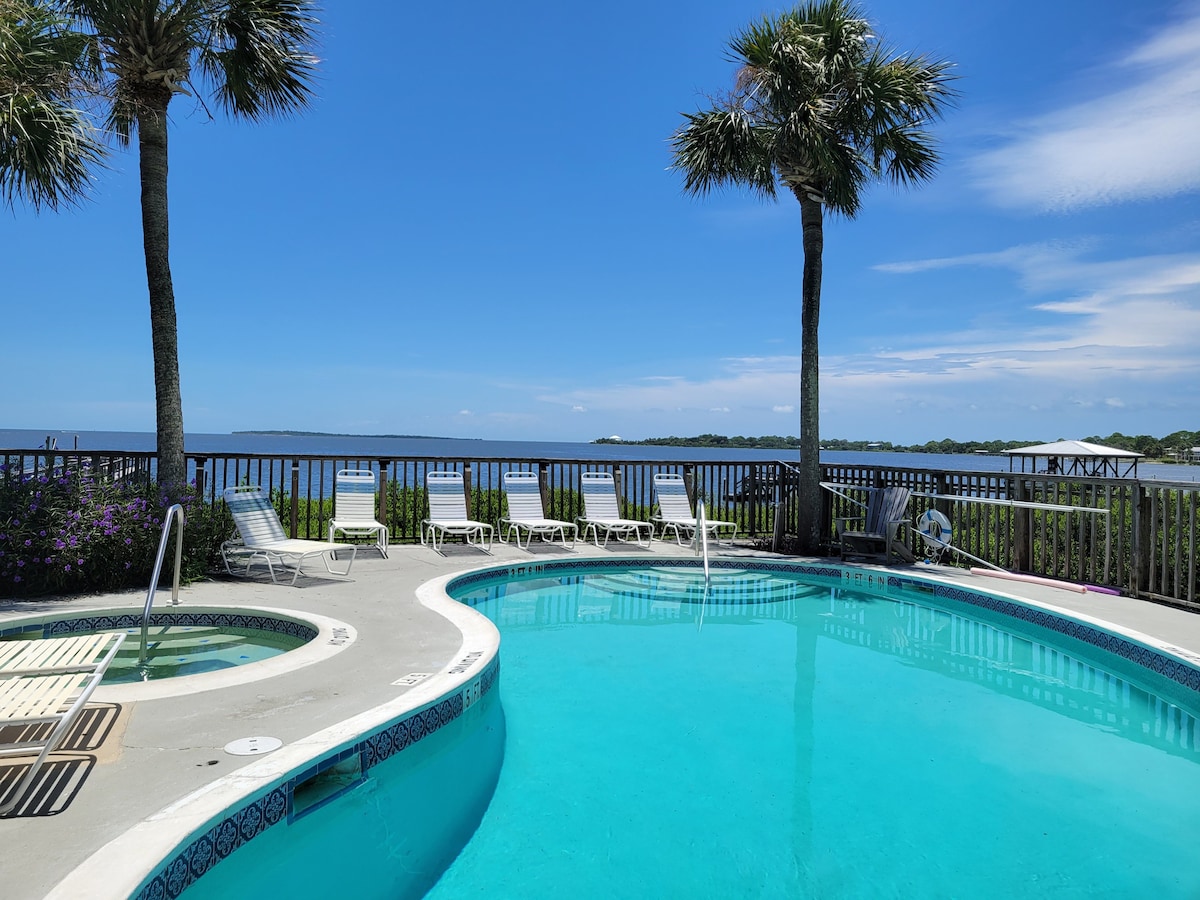 Sunset Deck: Pool & Gulf views