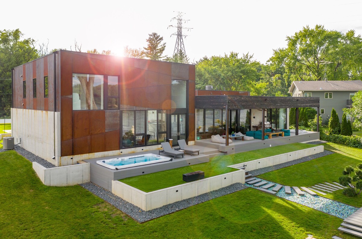 Modern luxury riverfront home