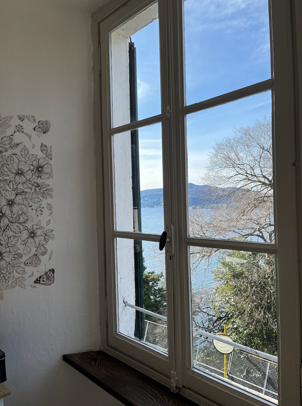 Casa Giulietta Caronti with view of lake Como