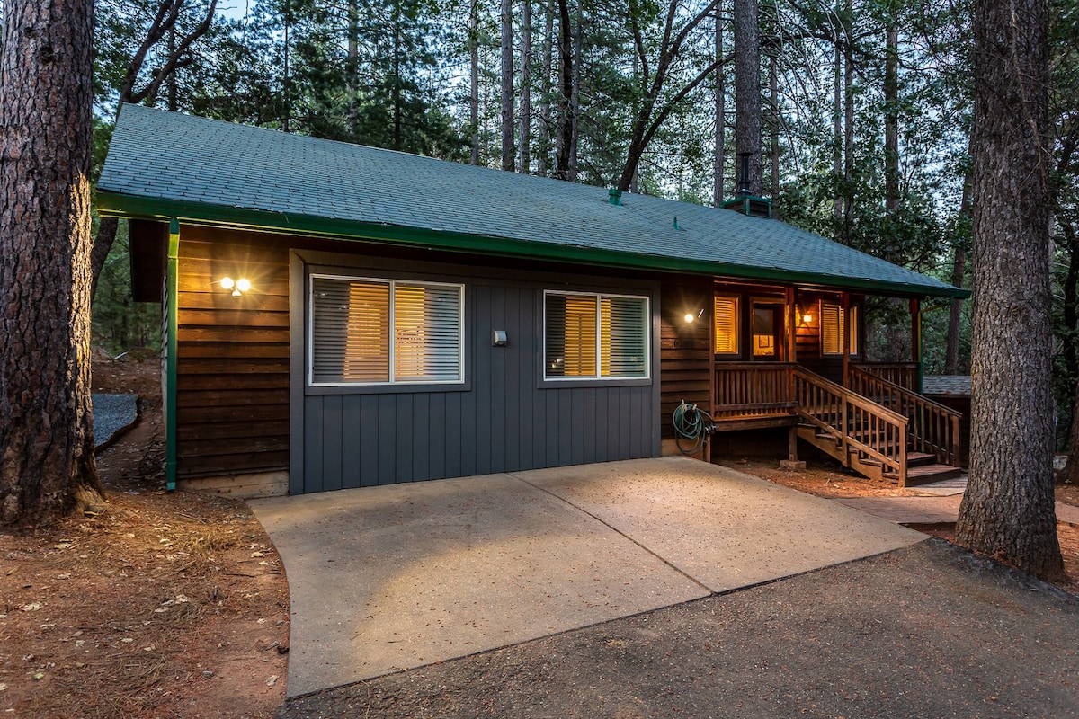 Nature's Nook - Blissful Cabin in the Woods