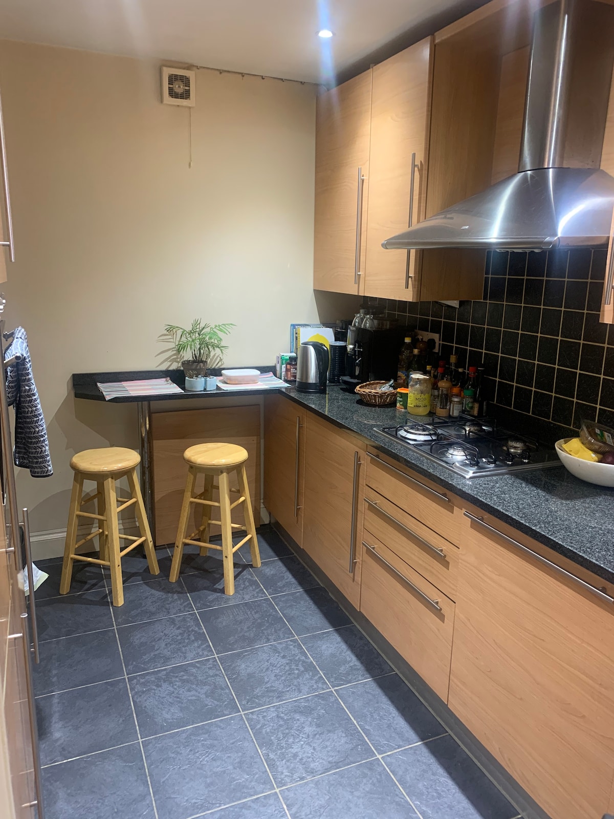 Double room to rent in north London