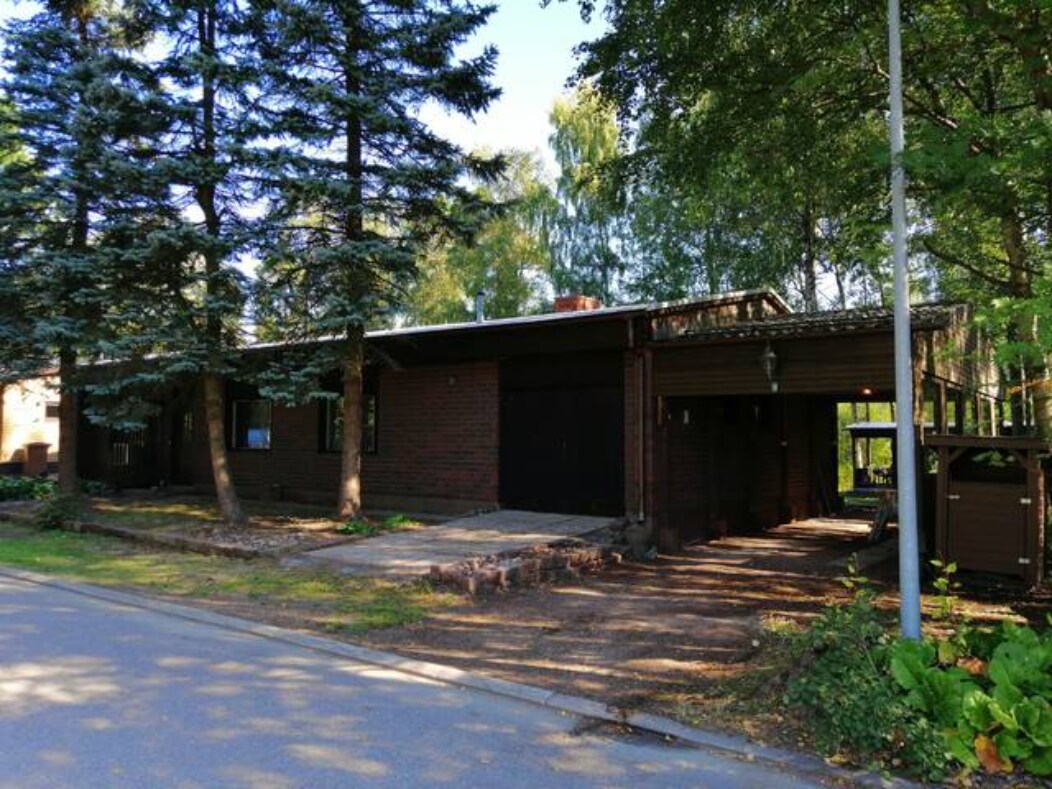 Spacious home near beach & the forest with sauna