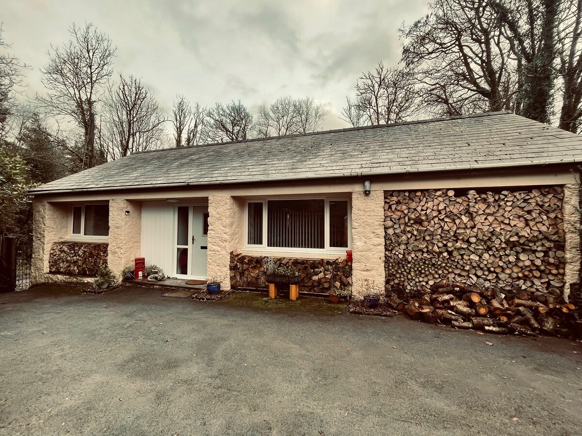 Beautiful renovated former coach house