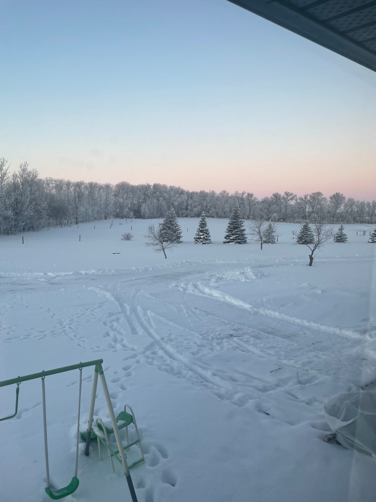 Peaceful living Horse ranch on edge of Brandon