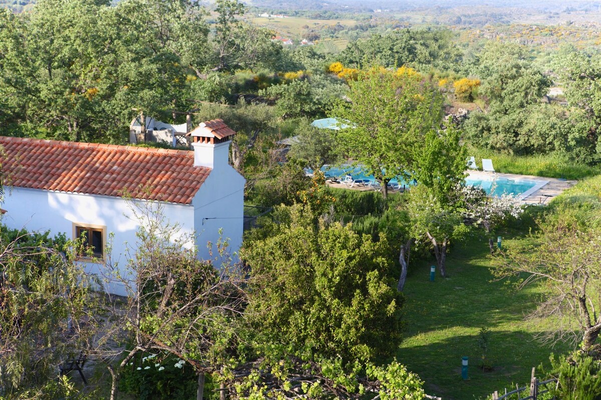 Montinho Farm Cottage