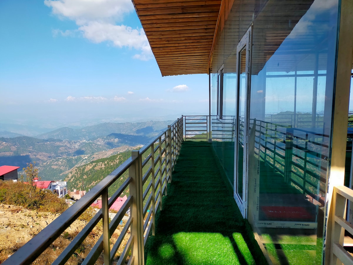 Luxury Villa overlooking entire Himalayan range