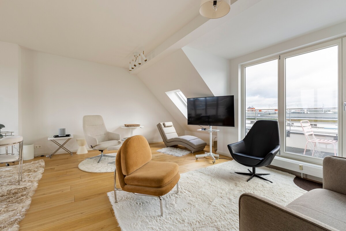 Penthouse–2 Balconies–Skyline–Kreuzkölln-90sqm