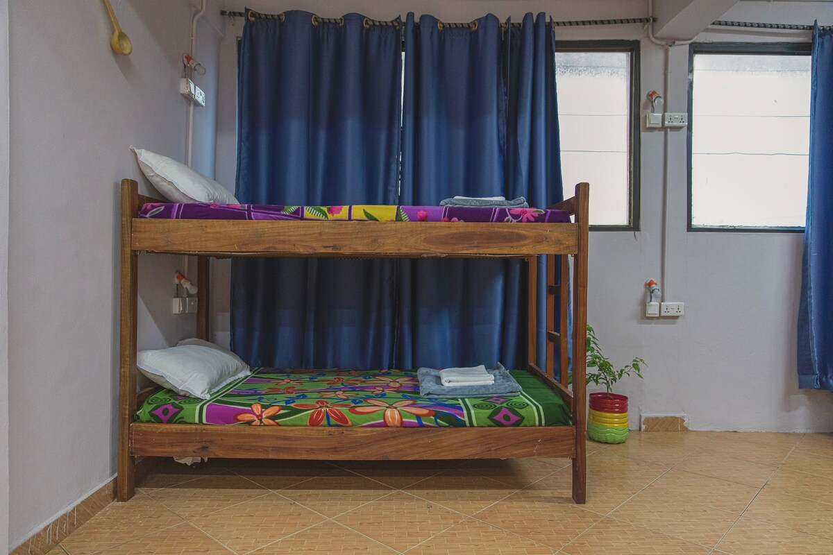 African Vibrations Hostel Osu. Male Dorm. Bed 1.