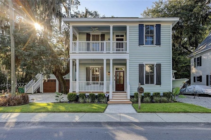 Bluffton Village Home-5BR Old Town w/Carriage Home