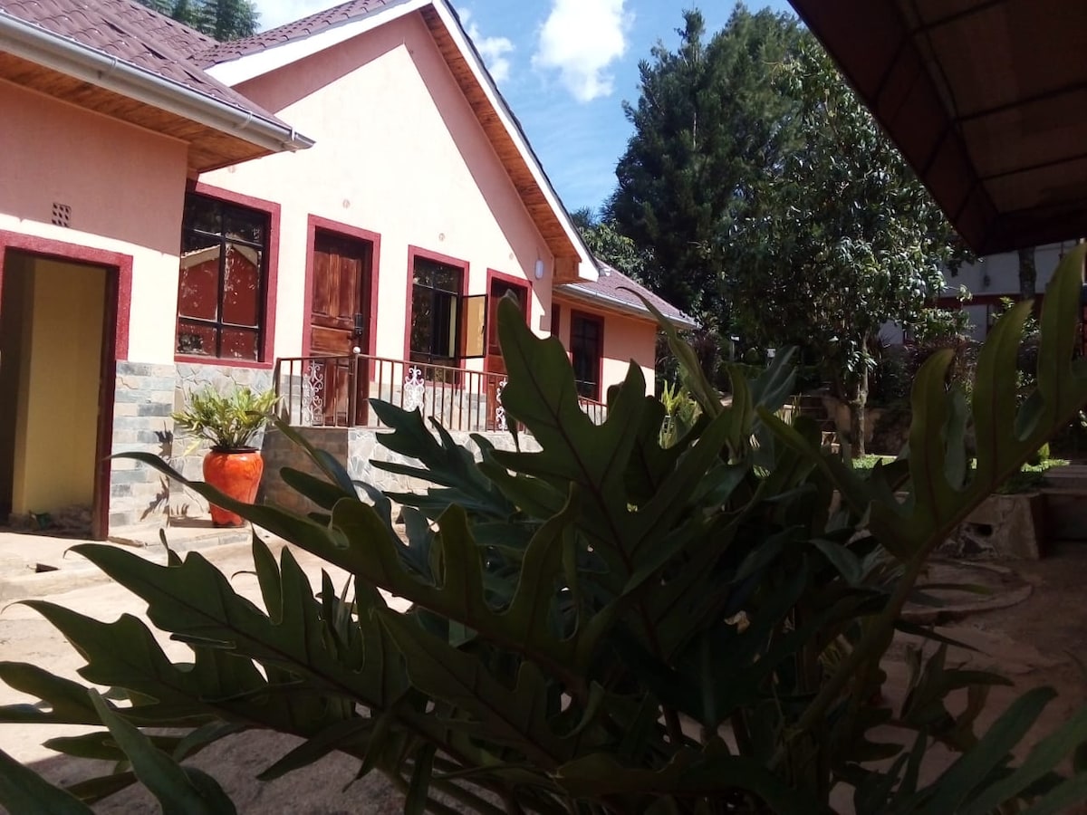 Water - House Holiday Home Kisii