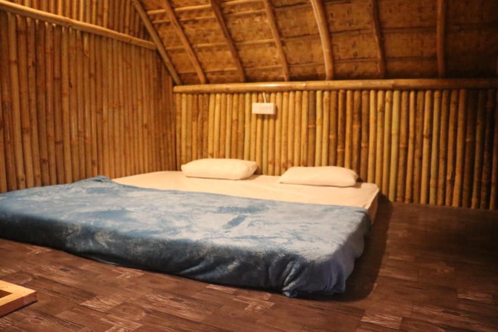 Bamboo couple room by spykee spot